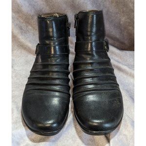 Natural Sole Coltrane Black Ankle Boots